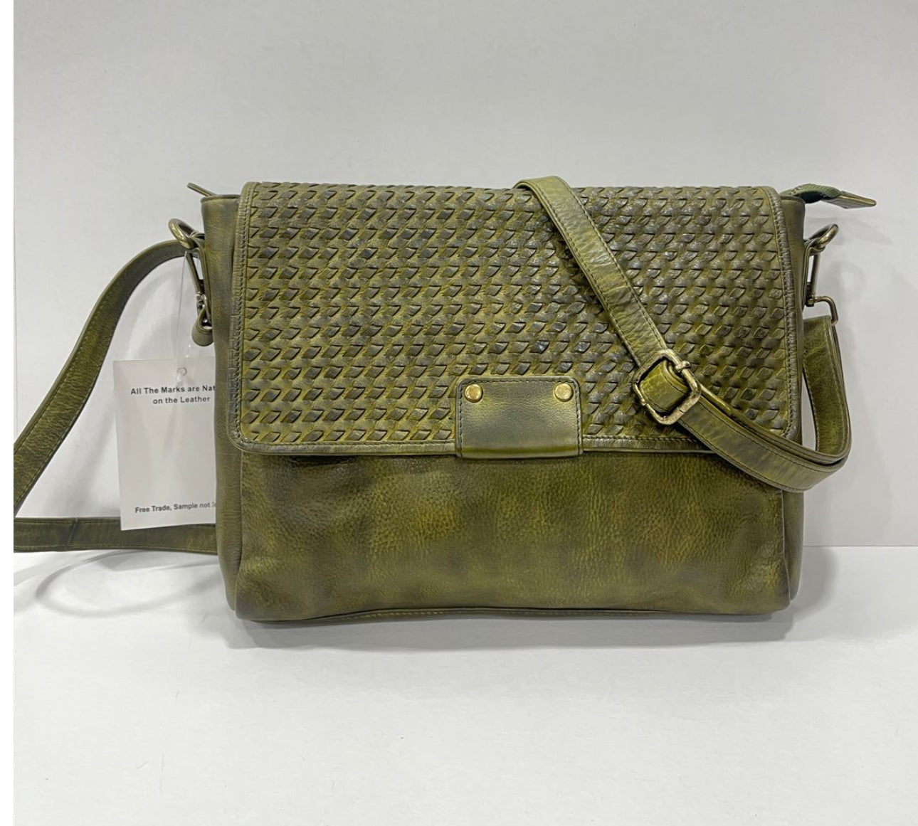 851W Trend Select #516 leather weave & washed messenger bag