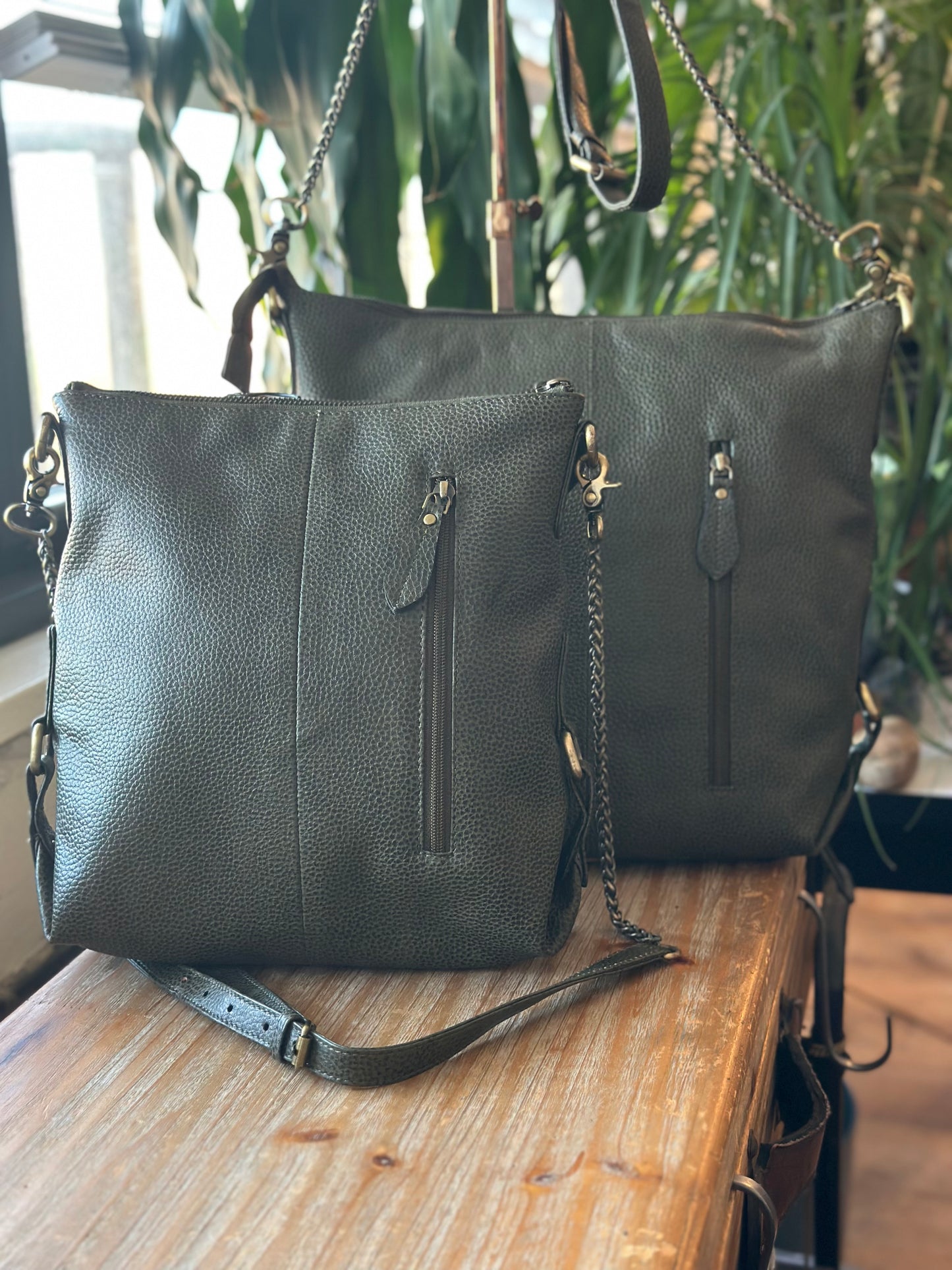 851H Trend Select 240 olive shoulder bag $42.00 - 50 pcs minimum