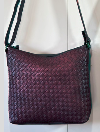 851H Trend Select 243 Cow Box Weave Crossbody $57.00 - 50 pcs minimum