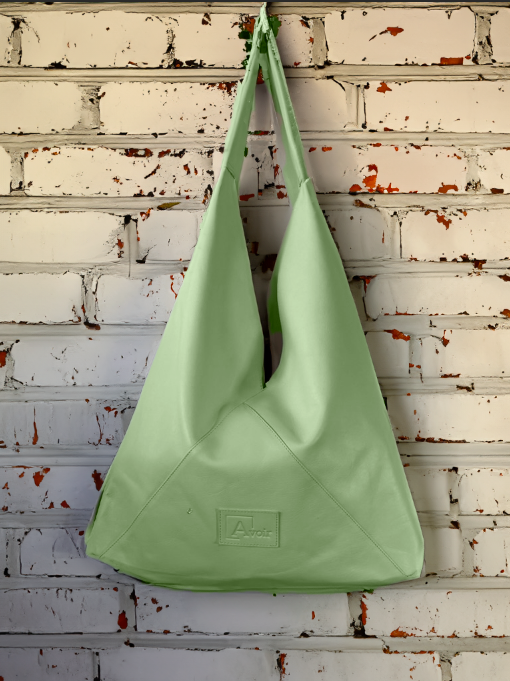 851S Trend Select 307 Pebbled Cow Hobo Linda $42.00 - 50 pcs minimum