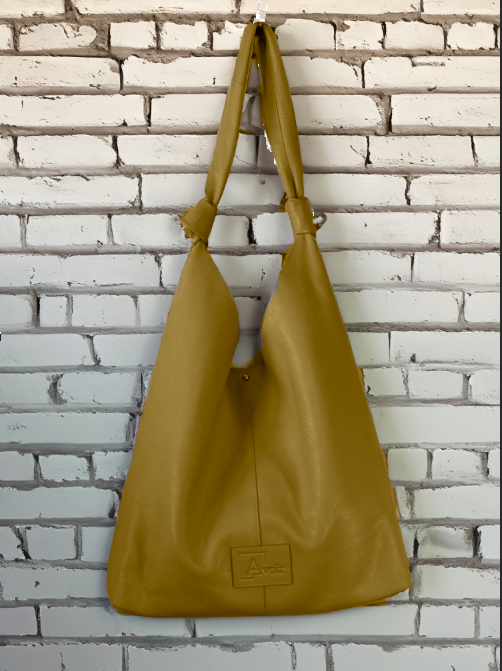 851S Trend Select 309 Pebbled Cow Hobo Trina Knott $40.00 - 50 pcs minimum