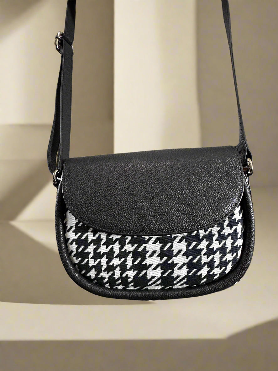 851C Trend Select 125 Printed Canvas & Leather Crossbody $41.00 - 50 pcs minimum