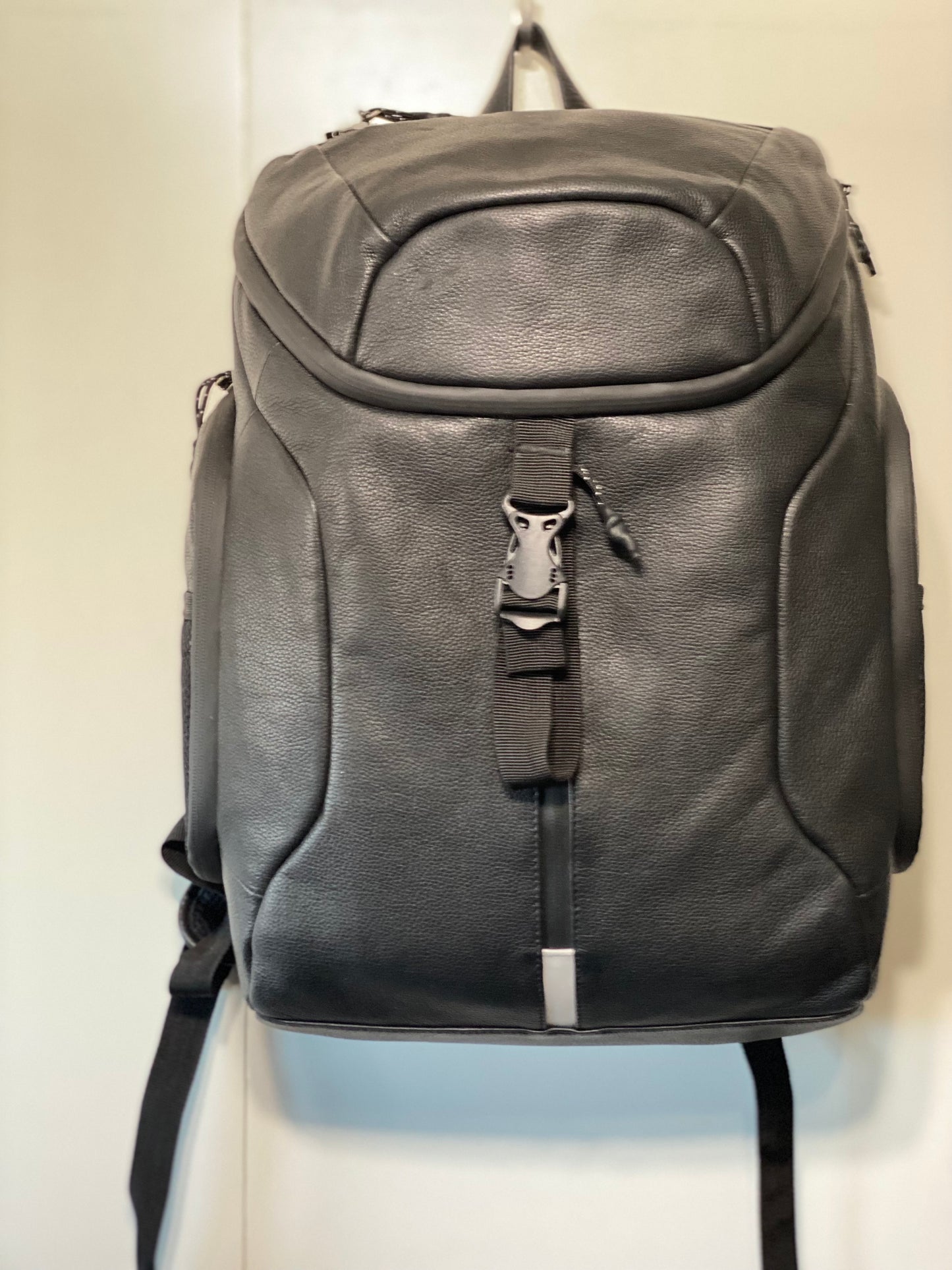 534 Ace travelers 5 pack backpacks @ $250