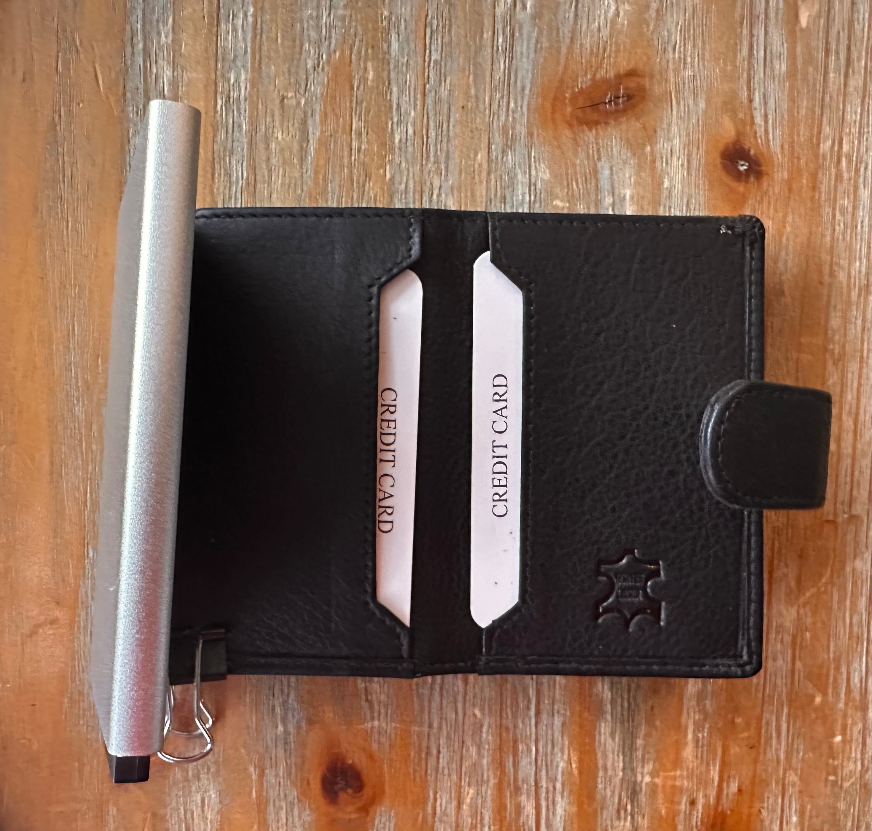 Smart Wallet with pop up card slot 20pcs @ $420.00