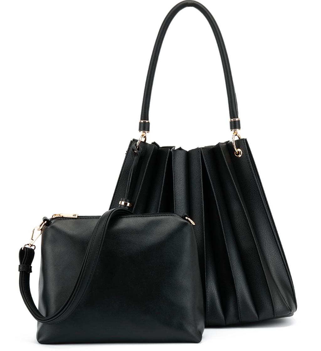 AN Ready Stock 2 N 1 Pleated Hobo with Crossbody $17.00 10 pcs minimum