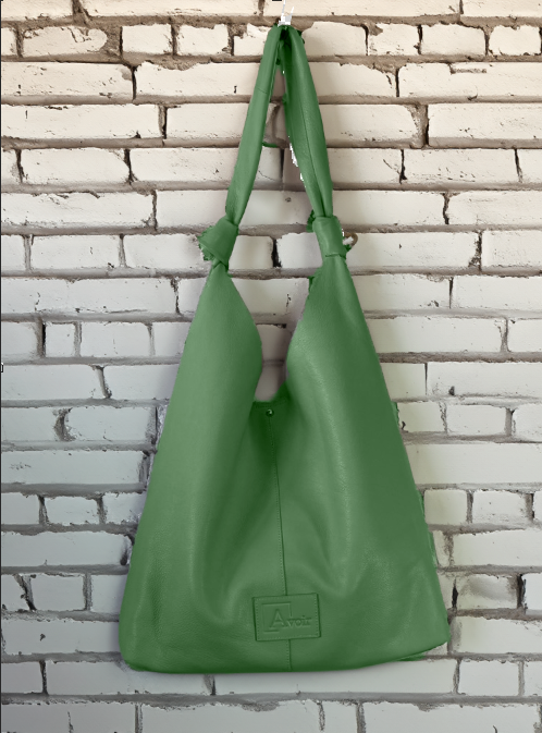 851H 823 pebbled cow leather Hobo Trina Knott