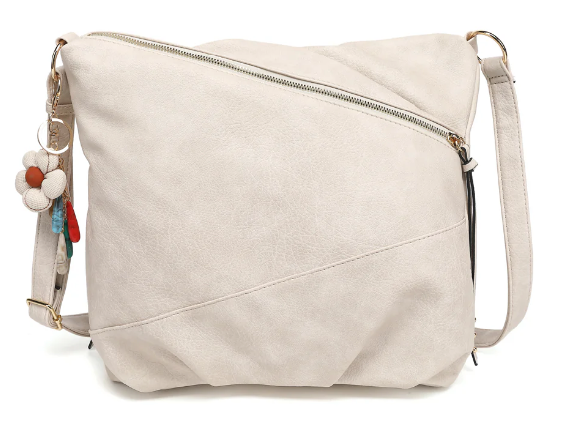 AN Ready Stock AS405 CupCake Crossbody bag $17.00  20 PCS MINIMUM