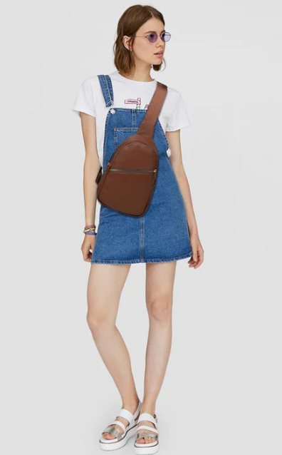 AN Ready Stock 2501 FRONT POCKET SLING $20.00  10 pcs minimum