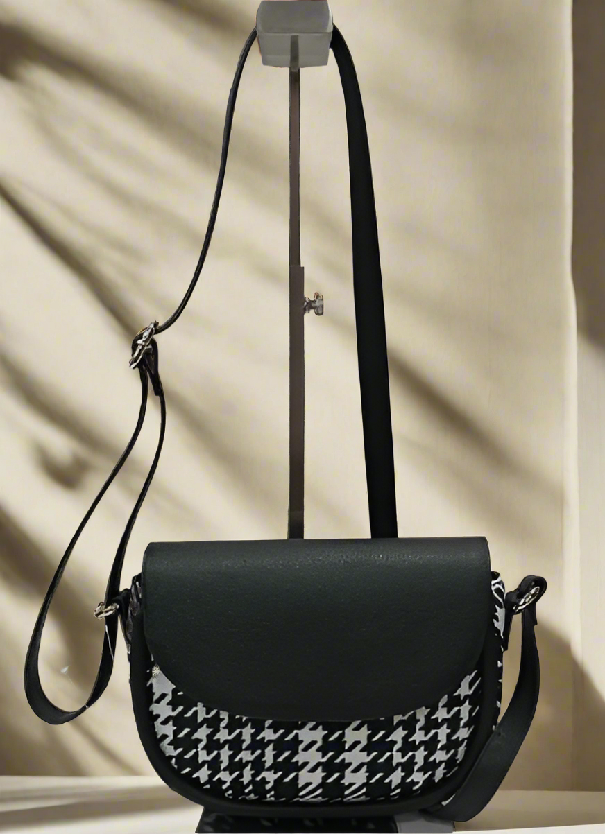 851C Trend Select 125 Printed Canvas & Leather Crossbody $41.00 - 50 pcs minimum