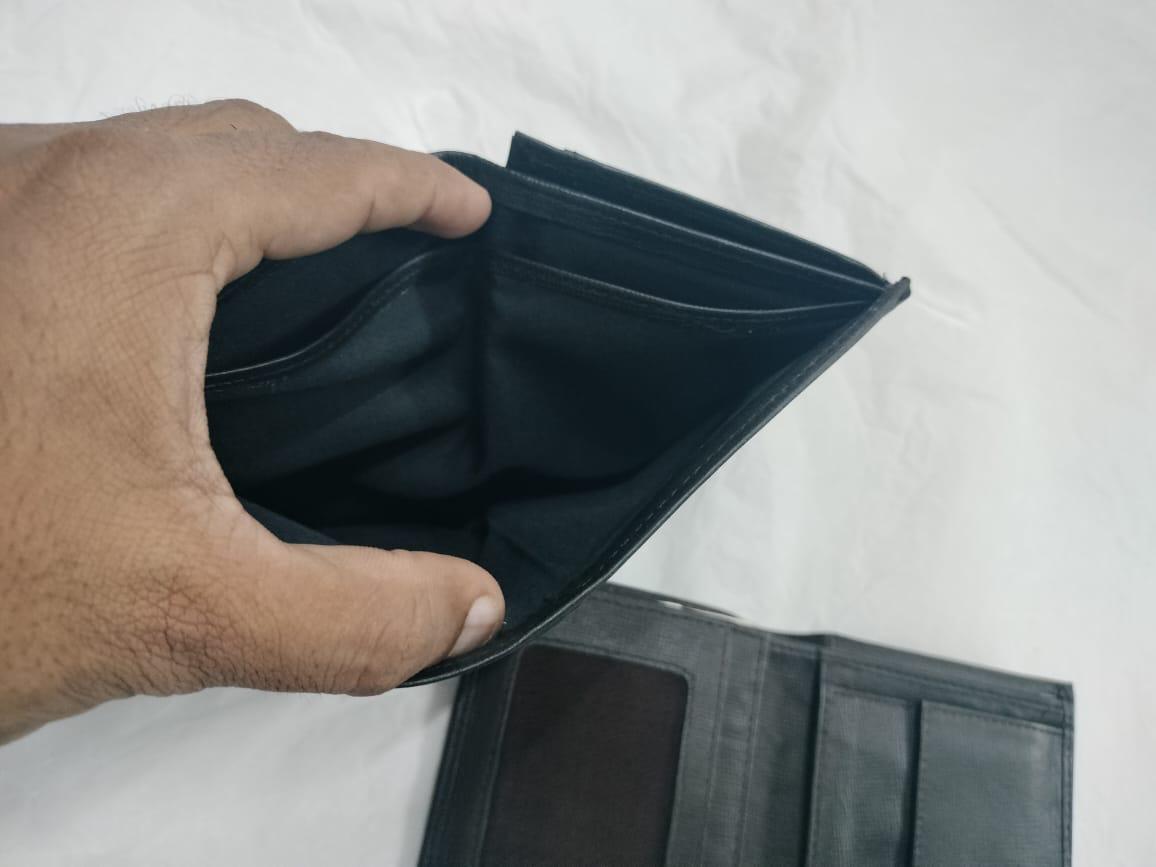 Stock lot # 458 multi slot leather wallets 9000 PCS